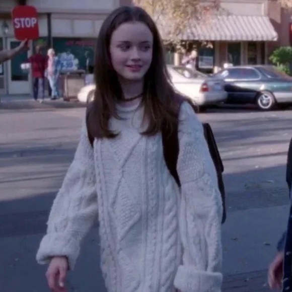 LIGHT BEIGE CABLE KNIT SWEATER - Picture 2 of 3